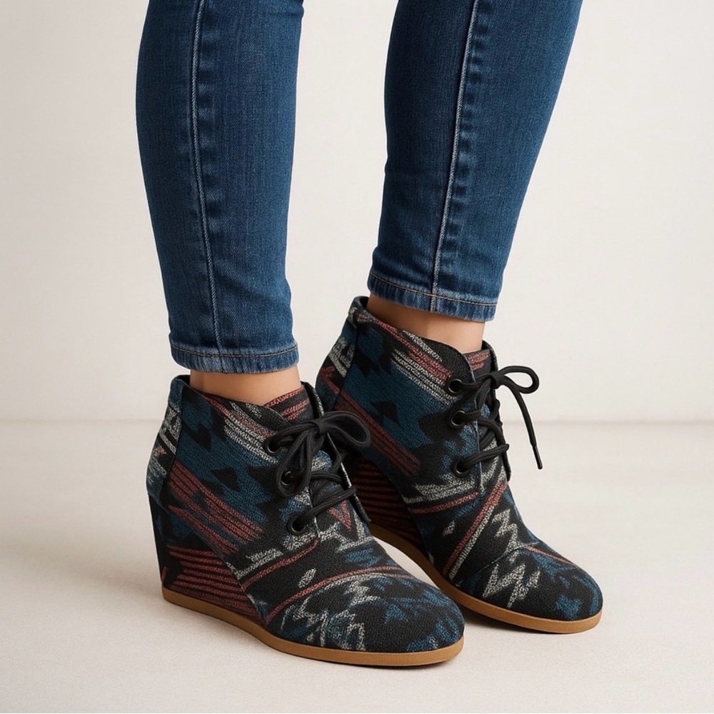 Toms Aztec wedge Lace up booties